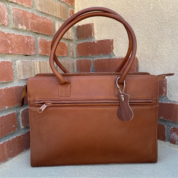 🆕Bogota Made in Columbia Genuine Leather Briefcase - Picture 2 of 10